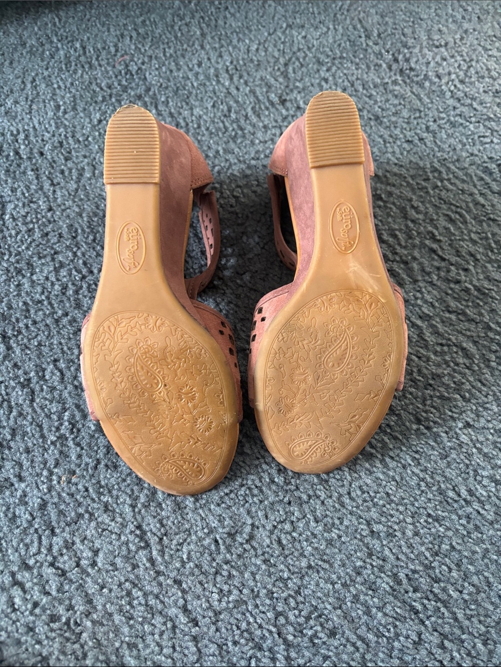 Euro Soft by Sofft Women's Mauve Cutout Sandal size 7 - Picture 4 of 4